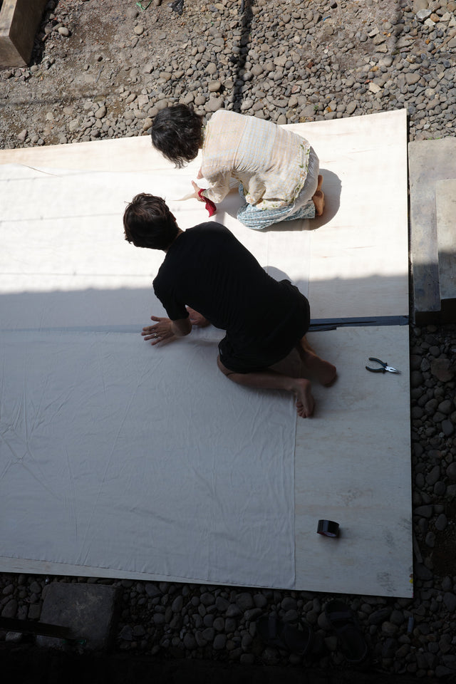 Studio Sejauh: Weaving as a Way of Knowing, A Dialogue with Nazif Lopulissa