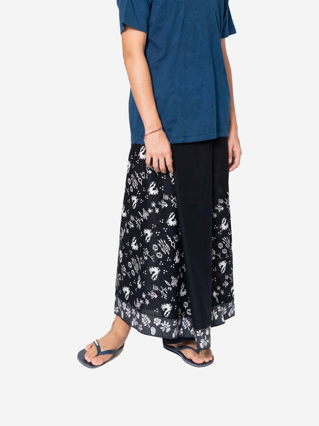 "Sejauh Mata Memandang X Dian Sastrowardoyo" "Tumbuh" - Sarong