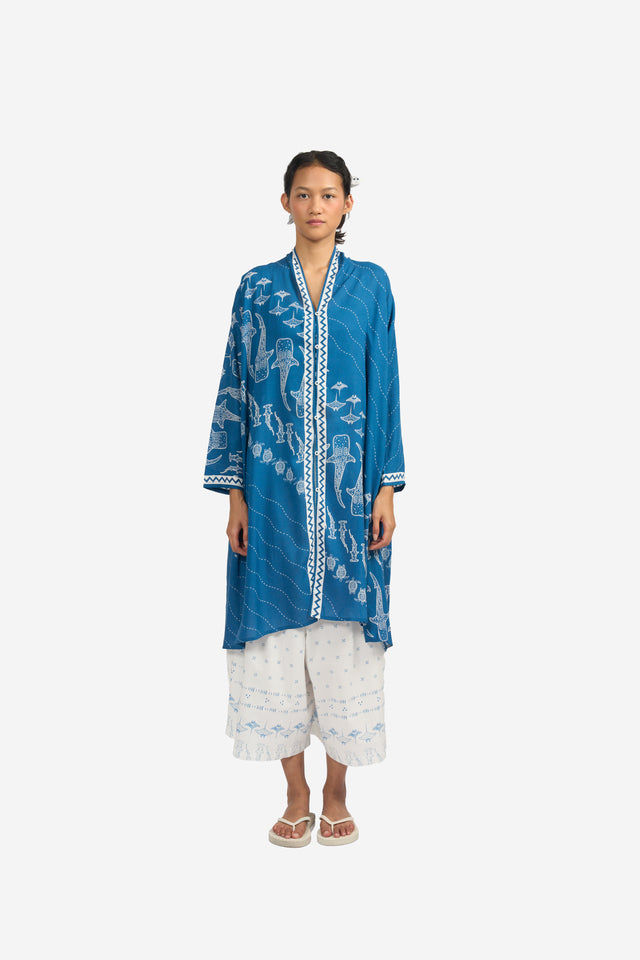 "Samudra Lereng" - Kebaya Panjang