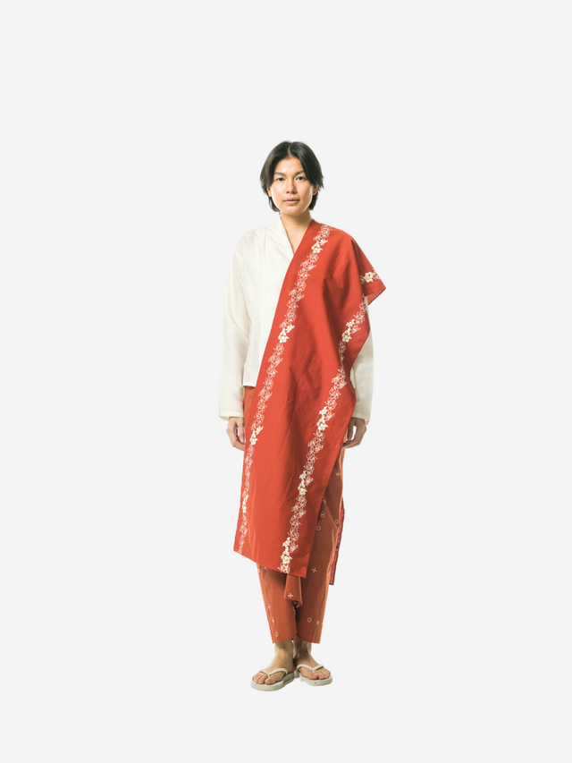 "Untaian Bunga " - Wide Shawl