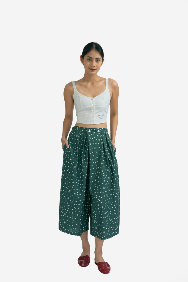 "Onde" - Plant-based Dye Two Buttons Midi Pants