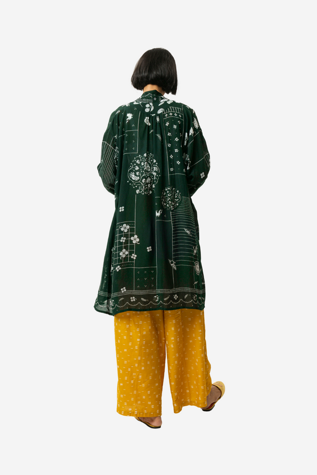 "Tambal" - Kebaya Panjang