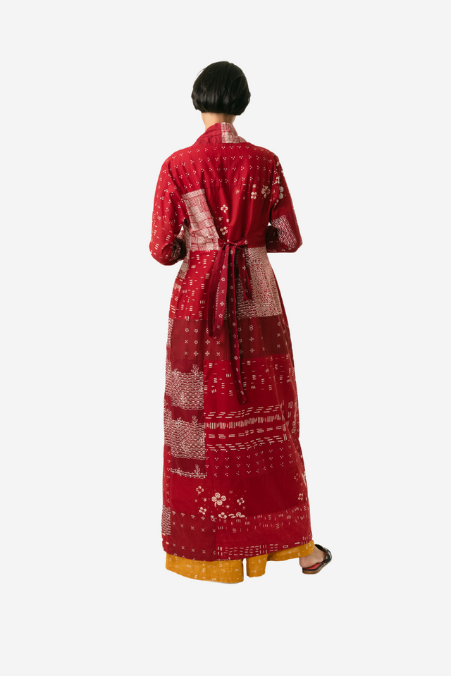 "Daur" - Kebaya Panjang