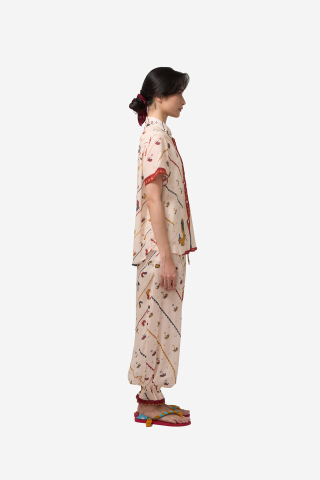 "Ayam" - Woman's Short Sleeve Shirt