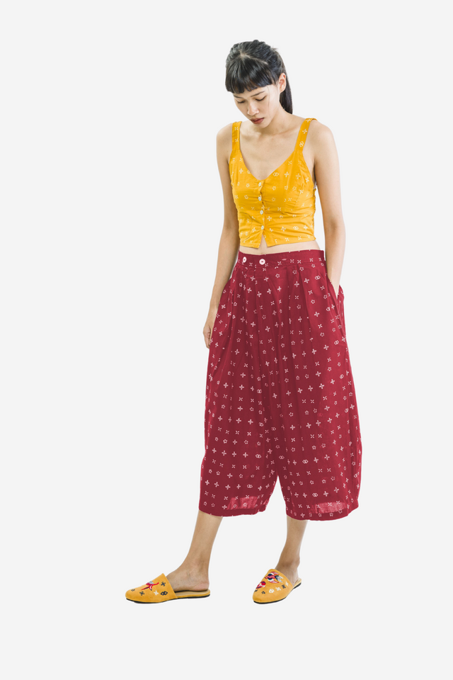 "Wiji" - Two Buttons Midi Pants