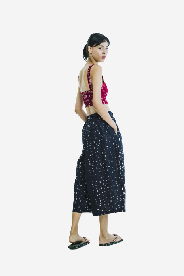 "Bambu" - Two Buttons Midi Pants