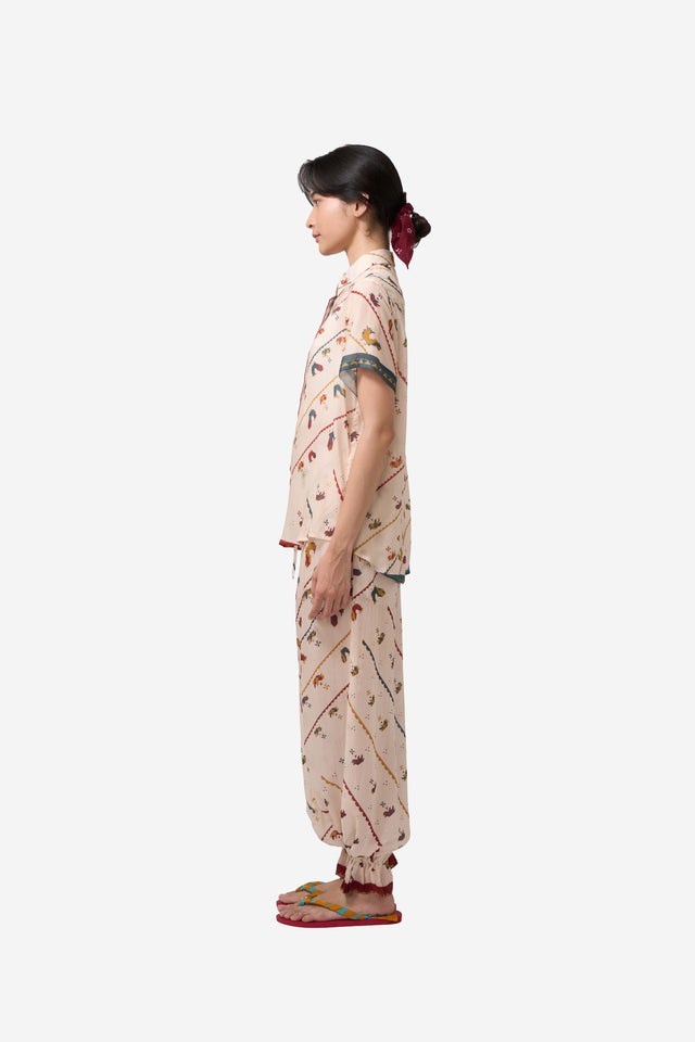"Ayam" - Woman's Short Sleeve Shirt
