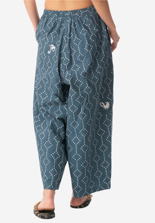"Nitik Ayam" - Two Buttons Maxi Pants
