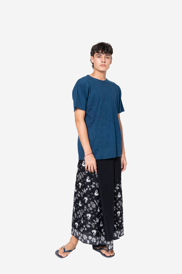 "Sejauh Mata Memandang X Dian Sastrowardoyo" "Tumbuh" - Sarong