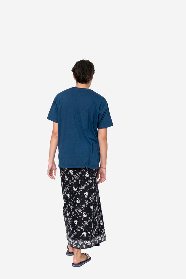 "Sejauh Mata Memandang X Dian Sastrowardoyo" "Tumbuh" - Sarong