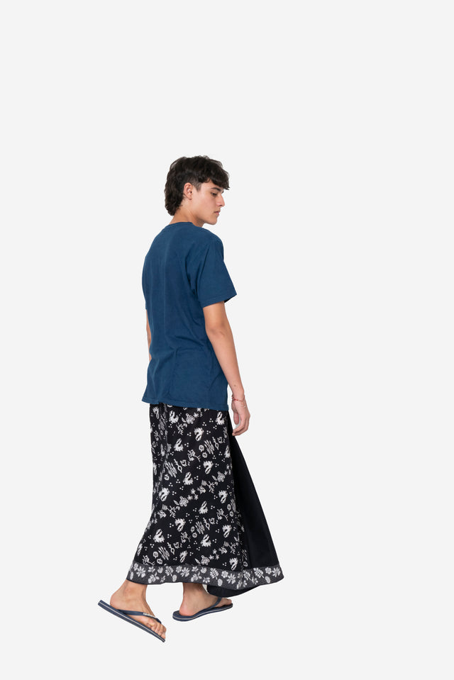 "Sejauh Mata Memandang X Dian Sastrowardoyo" "Tumbuh" - Sarong