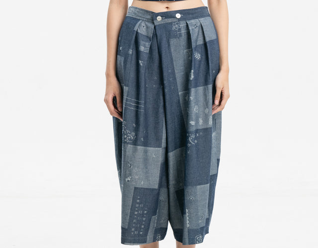 "Muara" - Two Button Midi Pants