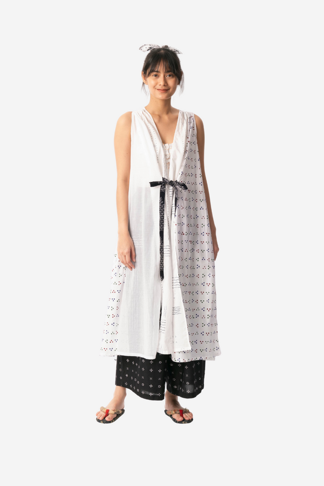 Sekar Mekar Sleeveless Blouse