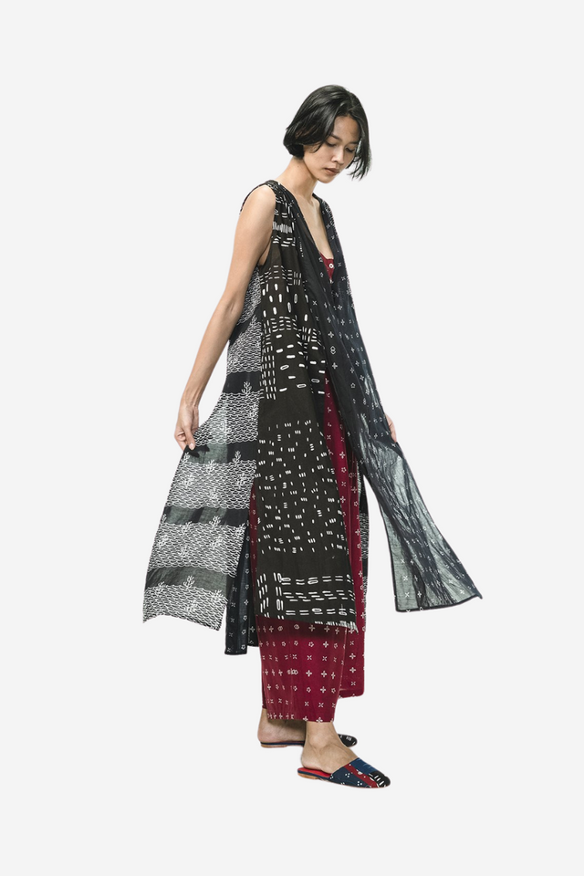 Sekar Mekar Sleeveless Blouse