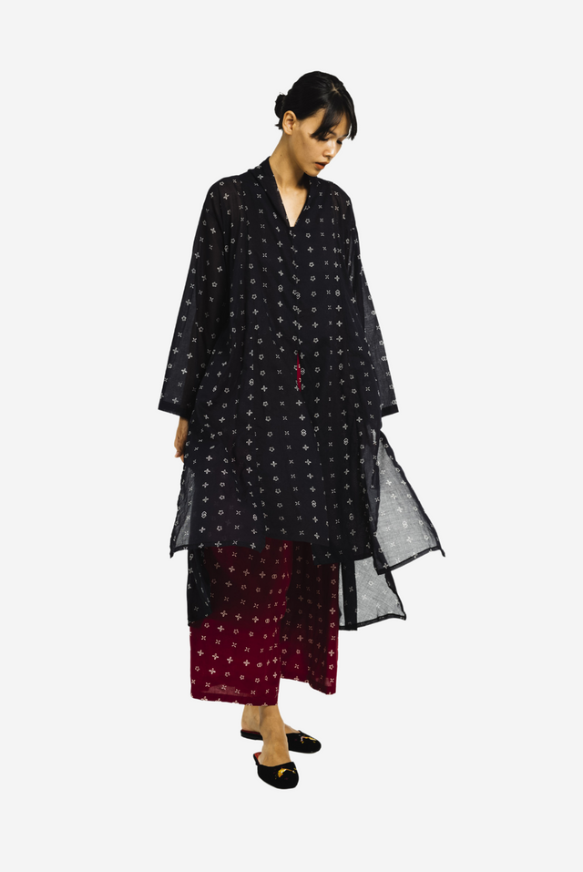 "Wiji" - Kebaya Puan