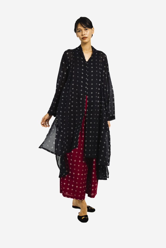 "Wiji" - Kebaya Puan