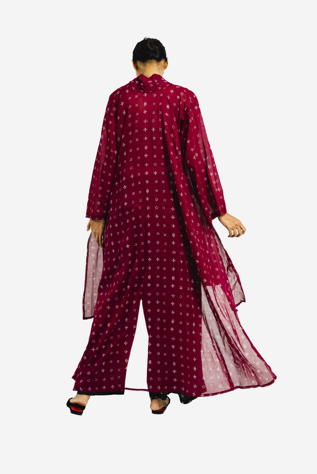 "Wiji" - Kebaya Puan