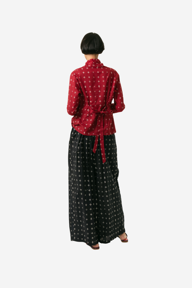 "Wiji" - Kebaya Pendek