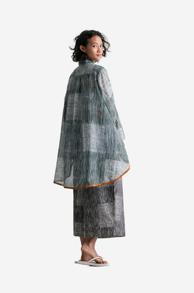 "Lapis Hijau" - Baju Chandra