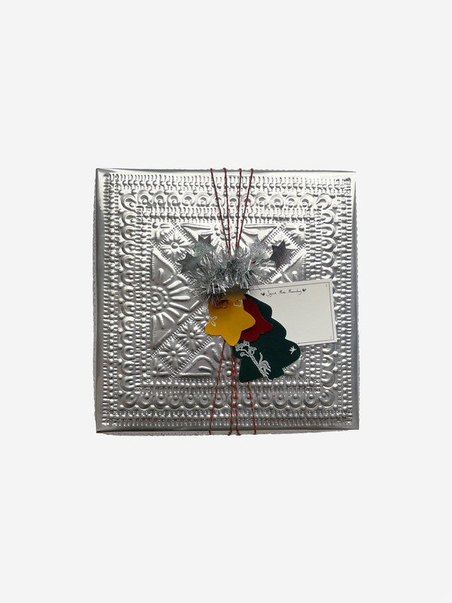 ”Sejauh Mata Memandang X Eko Nugroho” - Kain