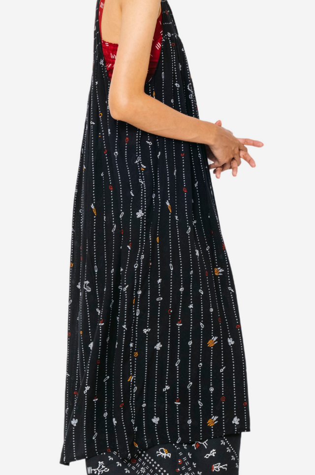 "Sejauh Mata Memandang X Dian Sastrowardoyo" "Tumbuh" - Adem Dress