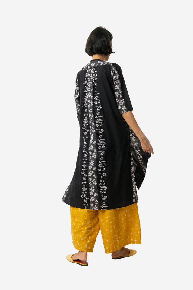 "Sejauh Mata Memandang X Dian Sastrowardoyo" "Tumbuh" Jeda - Baju Panjang