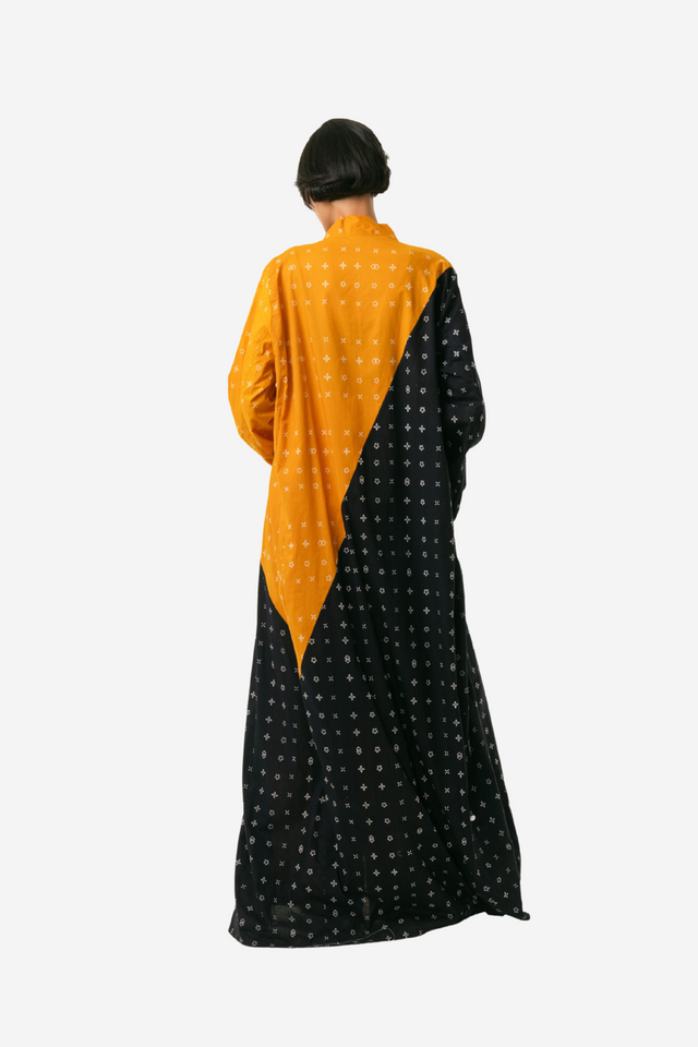 "Wiji" - Buttons Robe