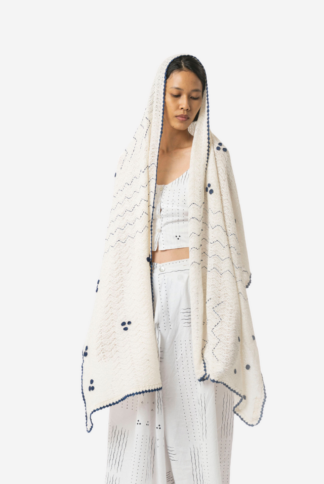 Nawangwulan "Ombak Laut" - Shawl