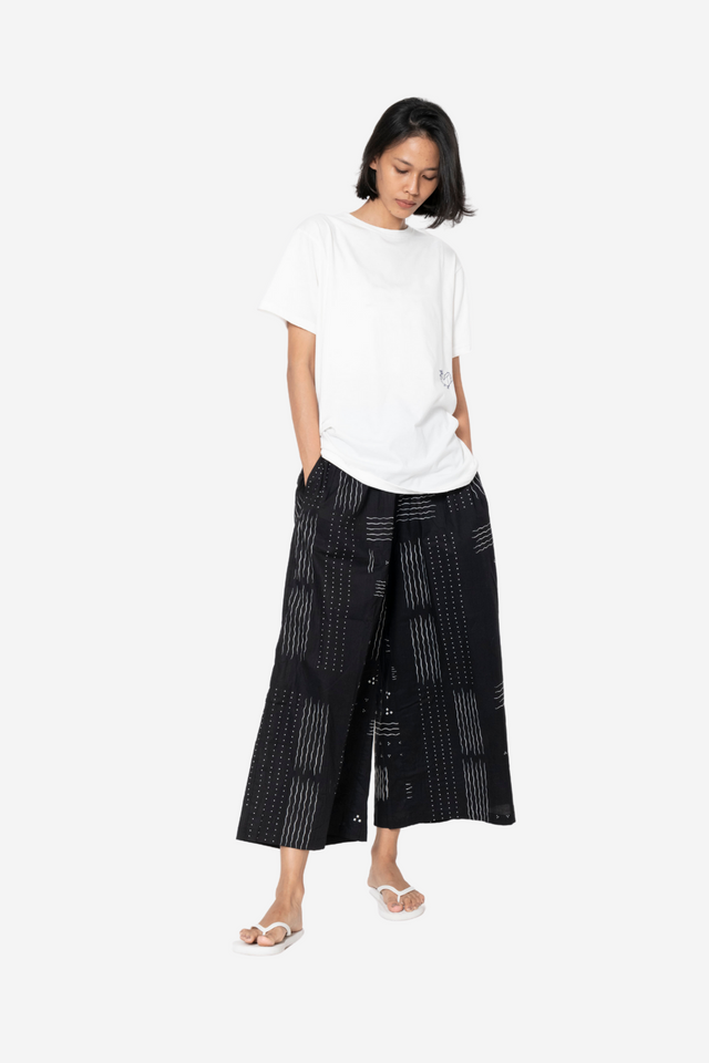 "Ombak Laut" - Two Buttons Maxi Pants