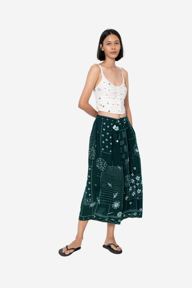 "Tambal" - Two Buttons Midi Pants