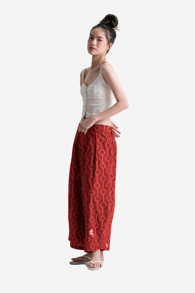 "Nitik Ayam" - Two Buttons Midi Pants