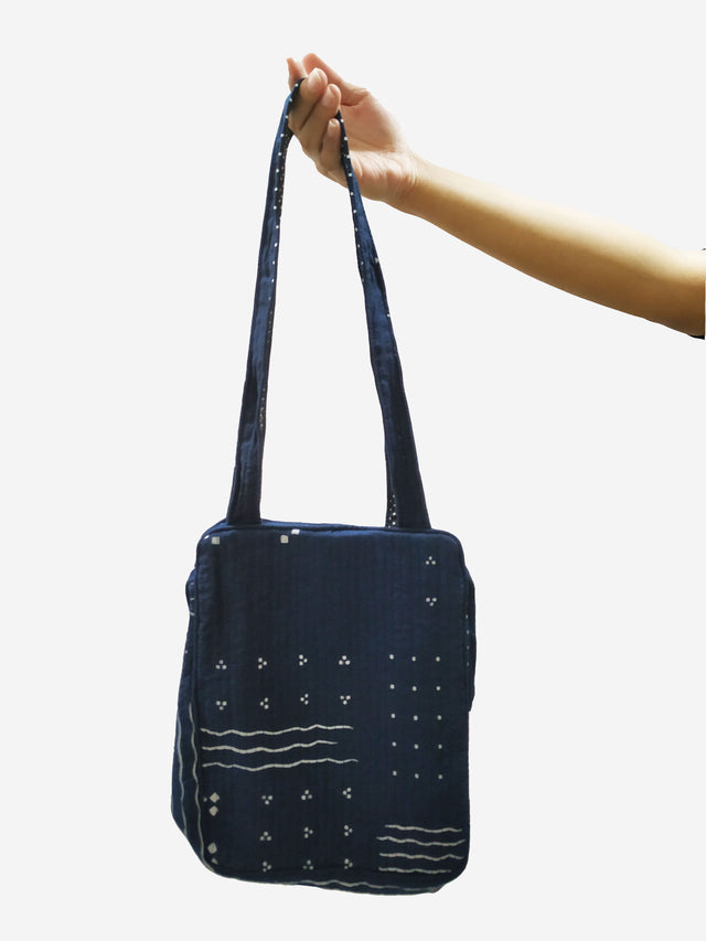 "Ombak Laut" - Quilted Bag