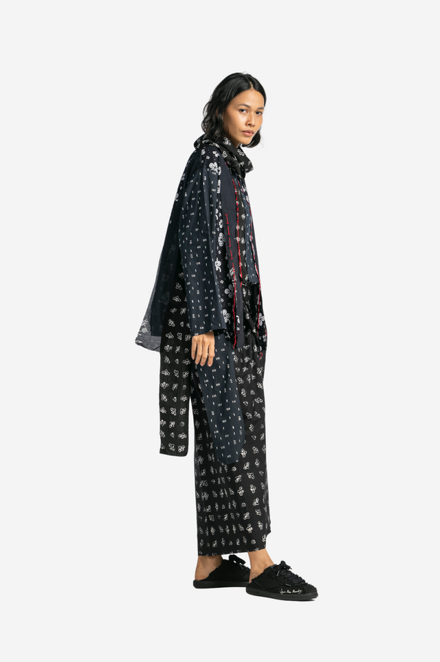 “Nada” - Long Sleeve Blouse