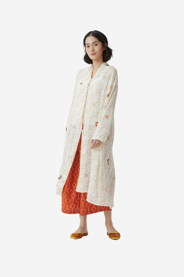 "Nitik Cerah" - Kebaya Panjang