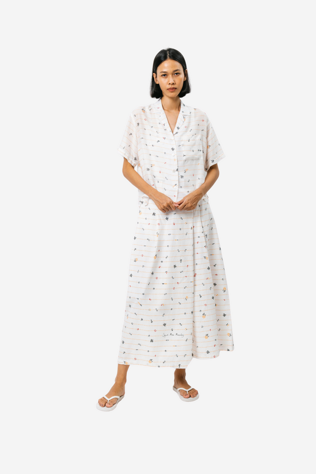 "Sejauh Mata Memandang X Dian Sastrowardoyo" "Tumbuh" - Padma Shirt