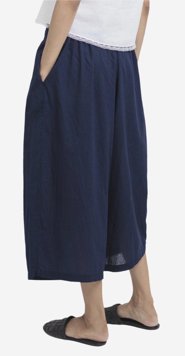 Two Buttons Midi Pants