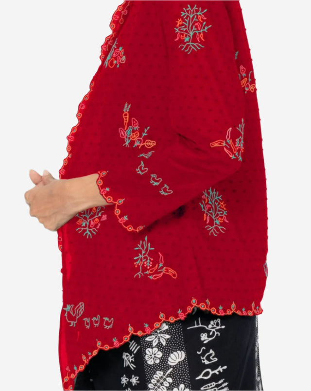 "Sejauh Mata Memandang X Dian Sastrowardoyo" "Tumbuh" - Kebaya Encim