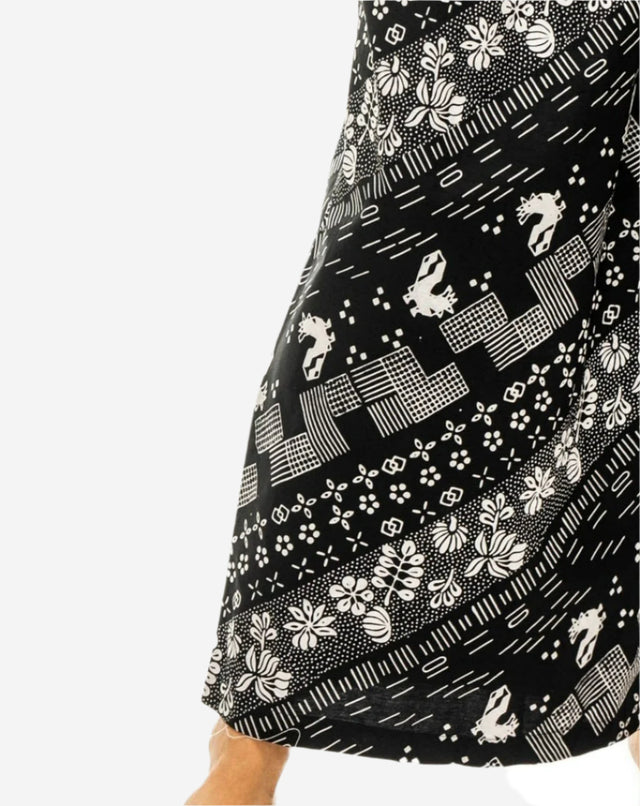 "Tambal" - Two Buttons Maxi Pants