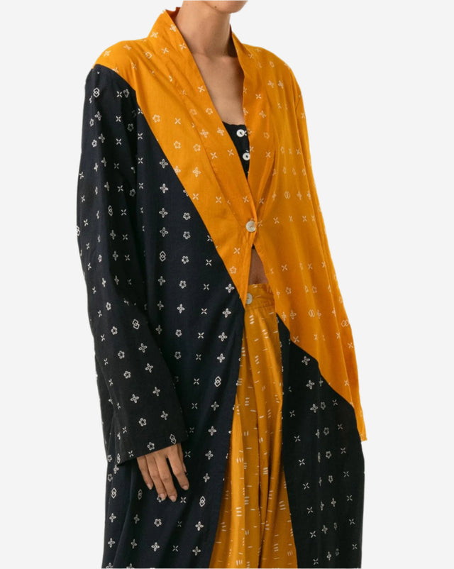 "Wiji" - Buttons Robe