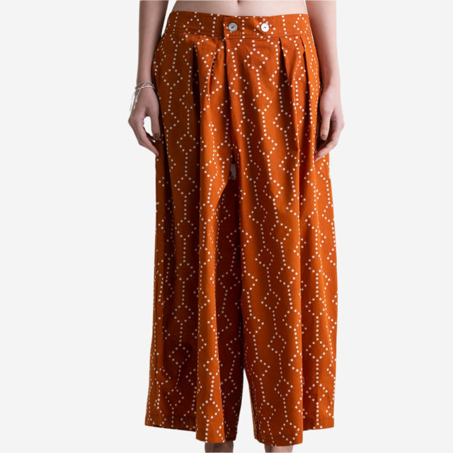 "Nitik Ayam" - Two Buttons Midi Pants