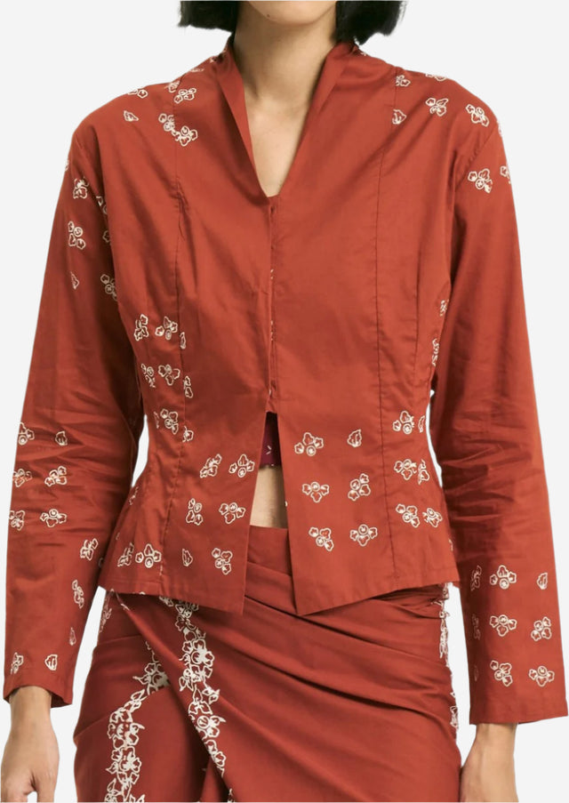 "Bunga Pencar" - Kebaya Pendek