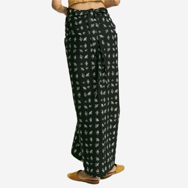 "Bunga Pencar" - Wrap Skirt