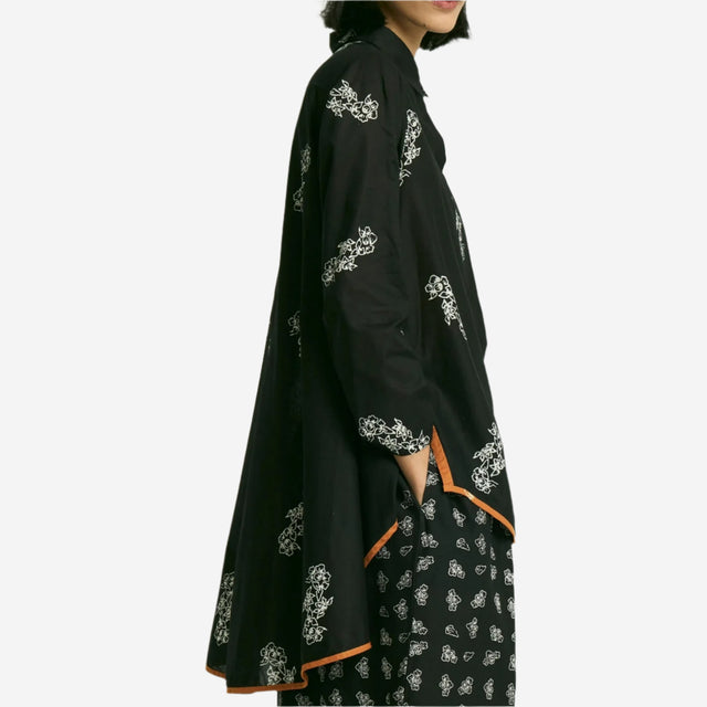 "Untaian Bunga" - Baju Chandra