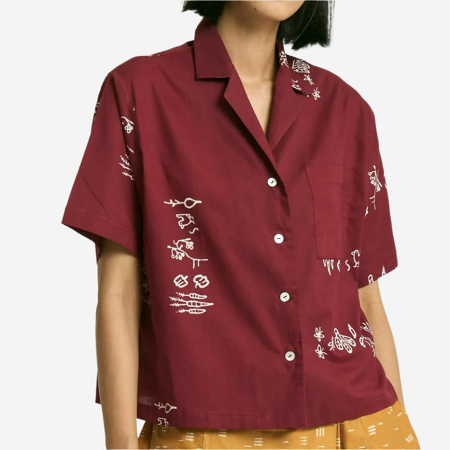 "Sejauh Mata Memandang X Dian Sastrowardoyo" "Tumbuh" - Padma Shirt