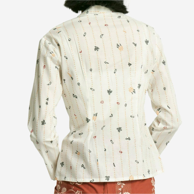 "Sejauh Mata Memandang X Dian Sastrowardoyo" "Tumbuh" - Kebaya Kutu Baru