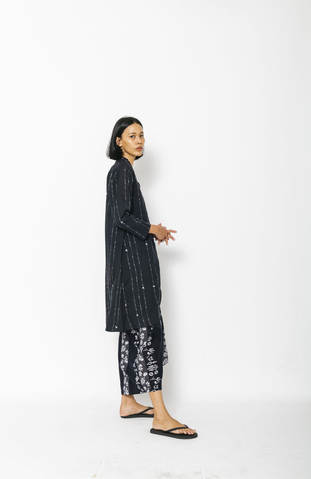 "Ayam-Garis" - Kebaya Panjang