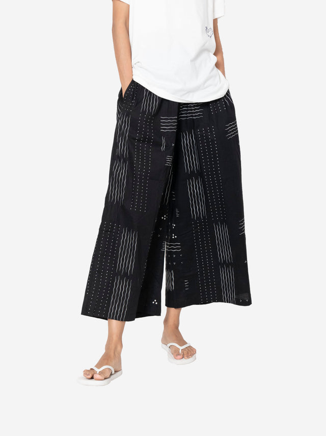 "Ombak Laut" - Two Buttons Maxi Pants