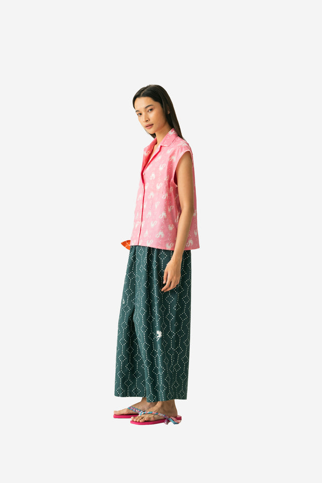 "Puspa" - Padma Sleeveless Shirt
