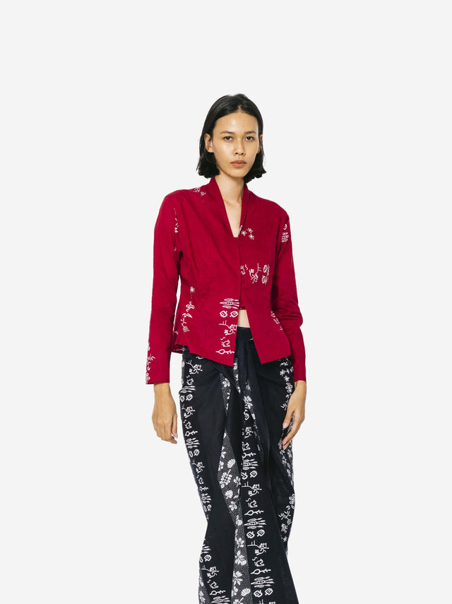 "Sejauh Mata Memandang X Dian Sastrowardoyo" "Tumbuh" - Kebaya Pendek