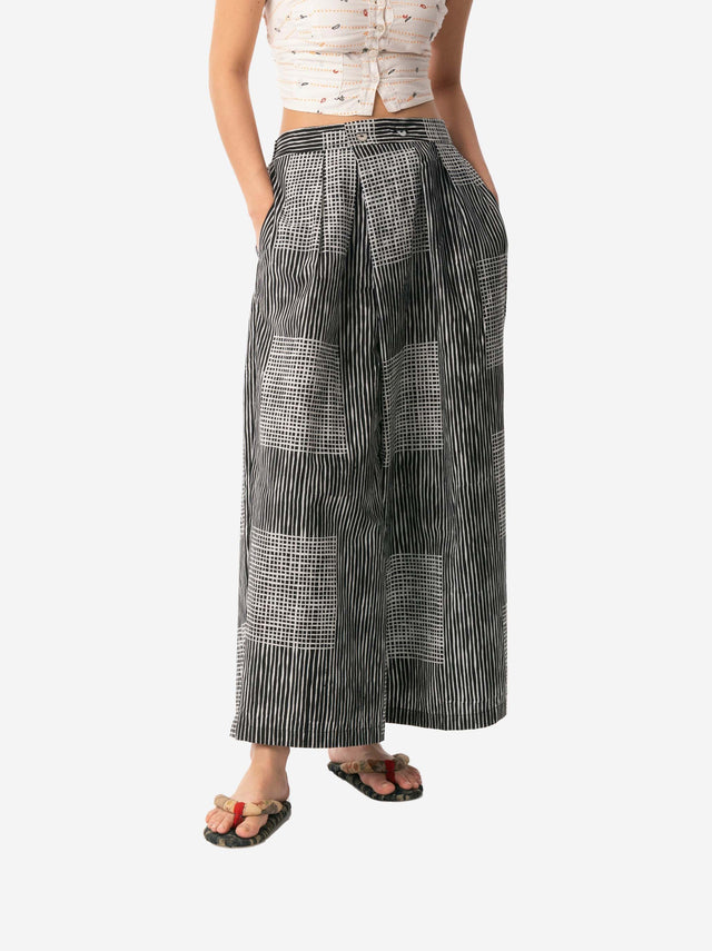 "Lapis" - Two Buttons Maxi Pants